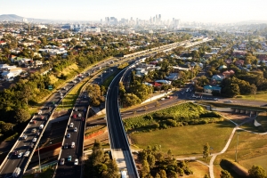Morning rush hour from above in Brisbane coming from Gold Coast